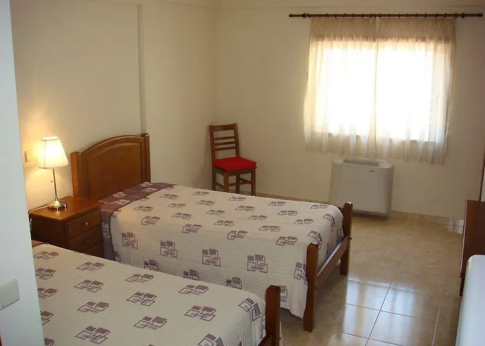 Residencia Santa Marta 3* Томар